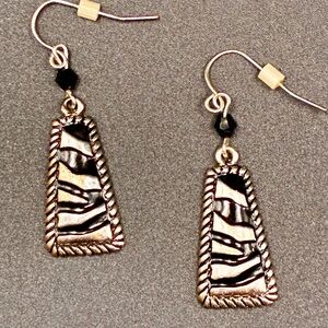 Chic Silver and Black Patterned Earrings